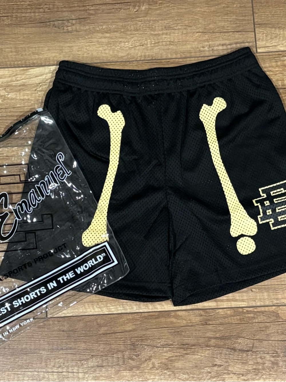 Eric Emanuel EE Mens Black Bone Athletic Shorts Medium